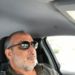 Meet your Posher, Jorge luis